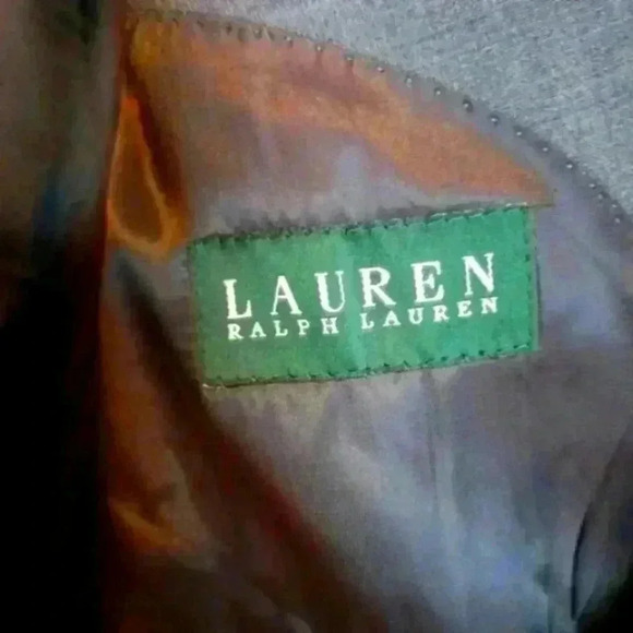 Lauren Ralph Lauren Men's tailored wool gray blazer. Size 50 - Picture 3 of 10